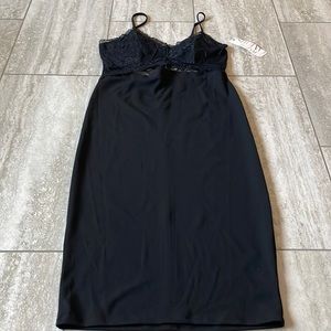 Almost Famous black lace intimate dress X-LARGE.want it,wear it,love it,Juniors